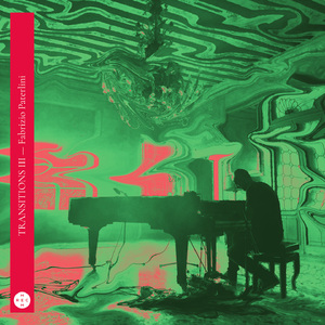 大胸美女扒开腿自卫
